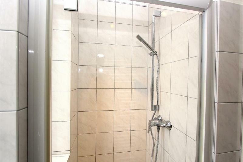 Private Room Hannover Exterior photo